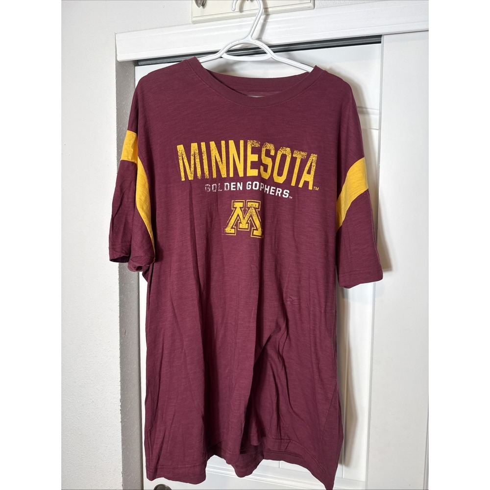 Minnesota Golden Gophers Football Shirt 2XL. Excellent Condition Logo NCAA